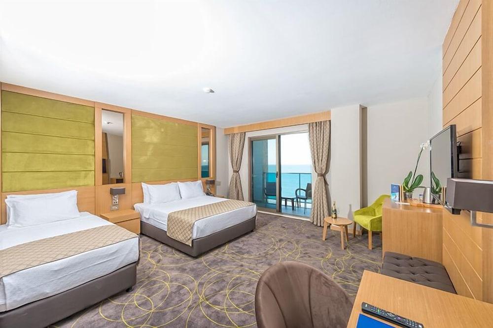 Kalibya World Resort & Spa Hotel