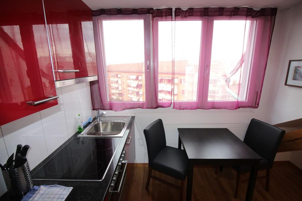 Swiss Star Hard Bridge