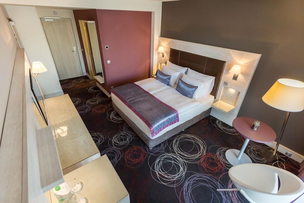 Aura Hotel - Adults Only