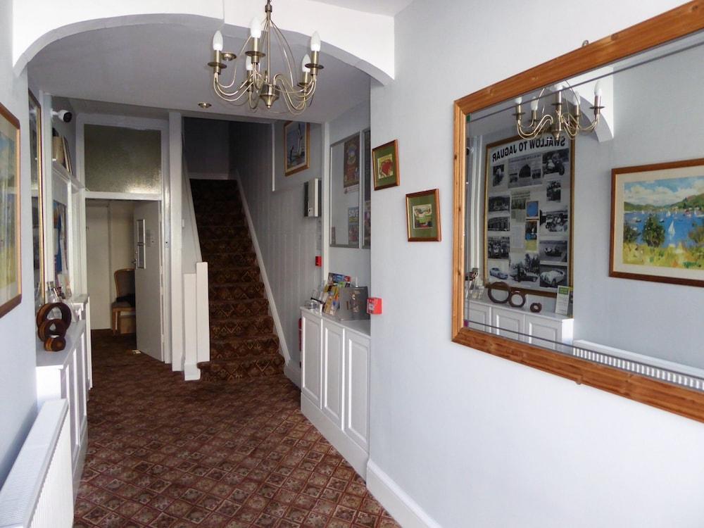 The Berwick - Over 40's Only