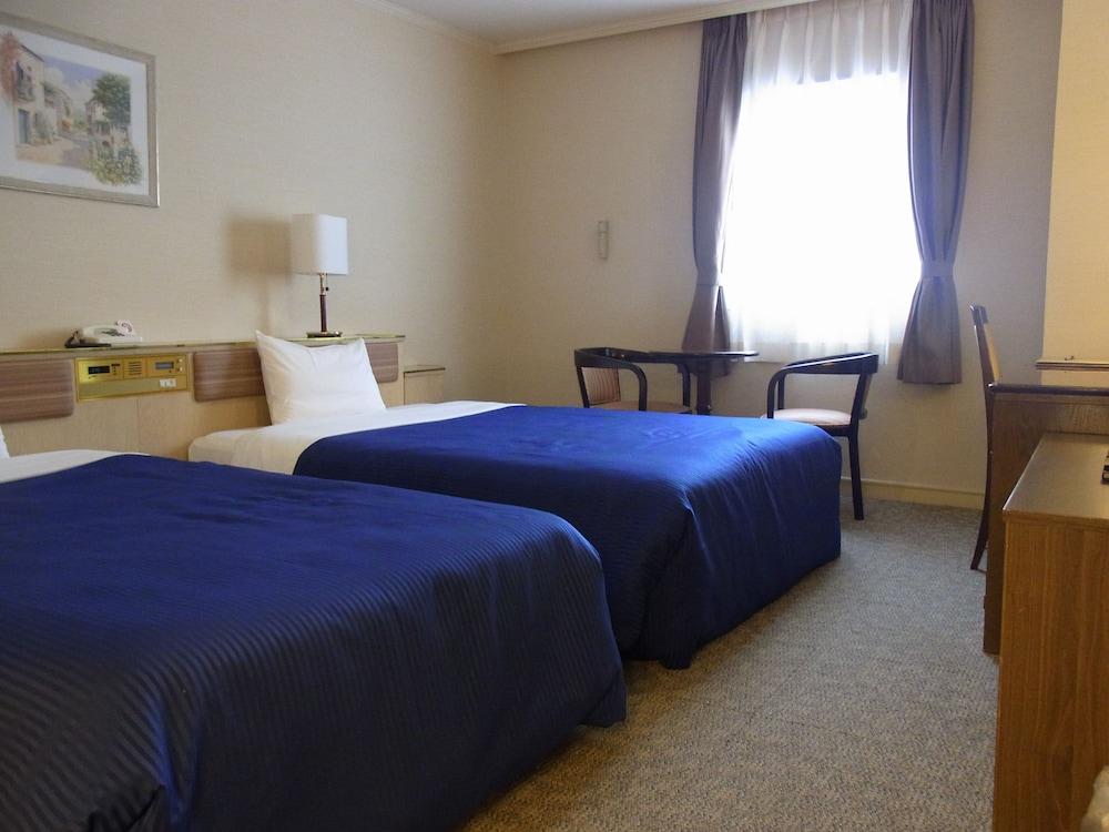 Asakusa Central Hotel