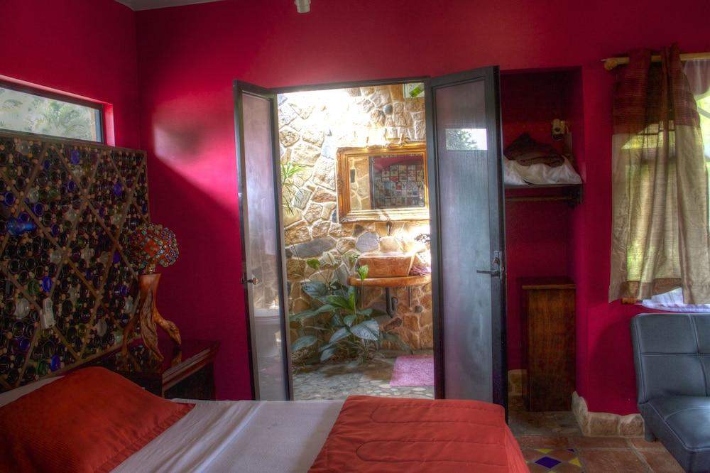 Gingerbread Hotel and Restaurant