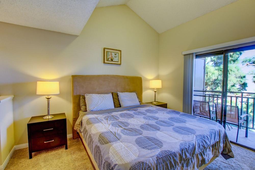 Sunshine Suites at Hillcrest