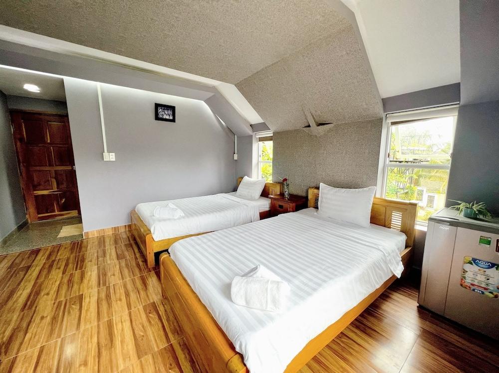 LILAC COTTAGE HOMESTAY