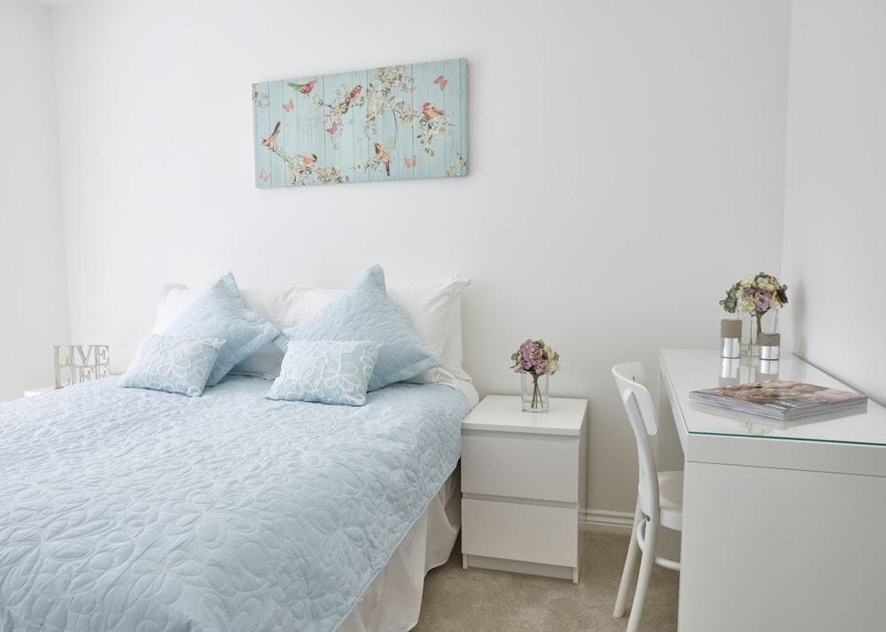 Campbell Park by ShortstayMK