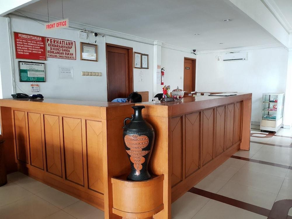 Hotel Caravan Tanah Abang