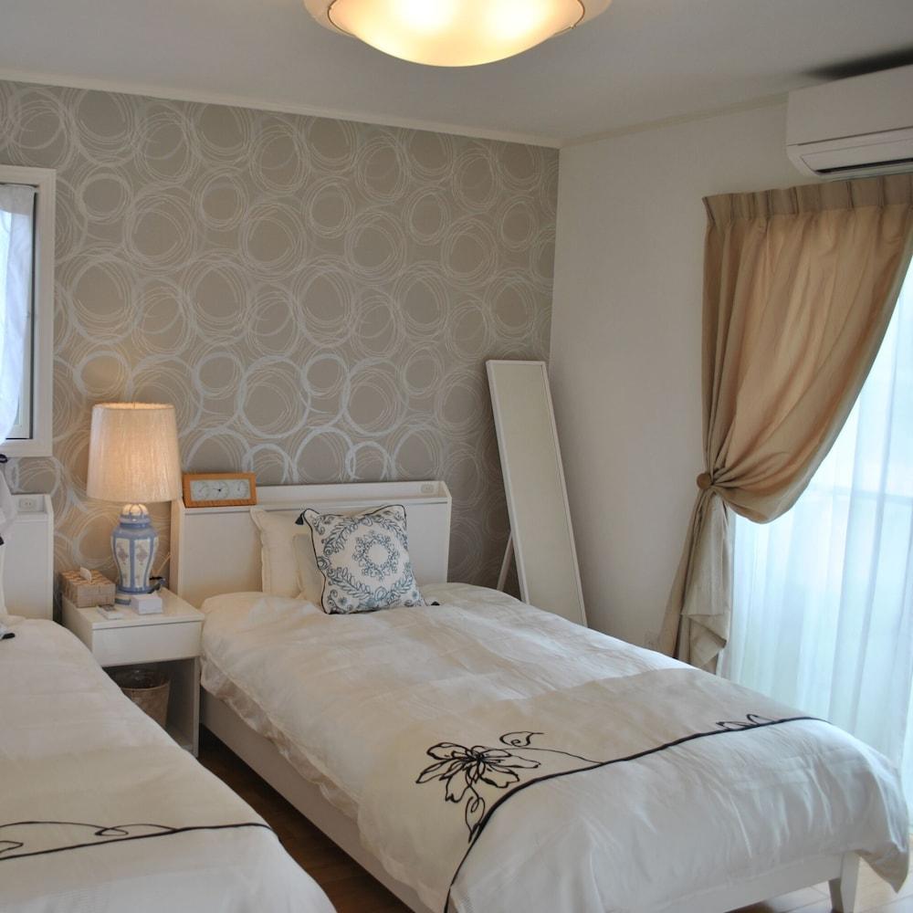 Hills Villa MIYAKOJIMA