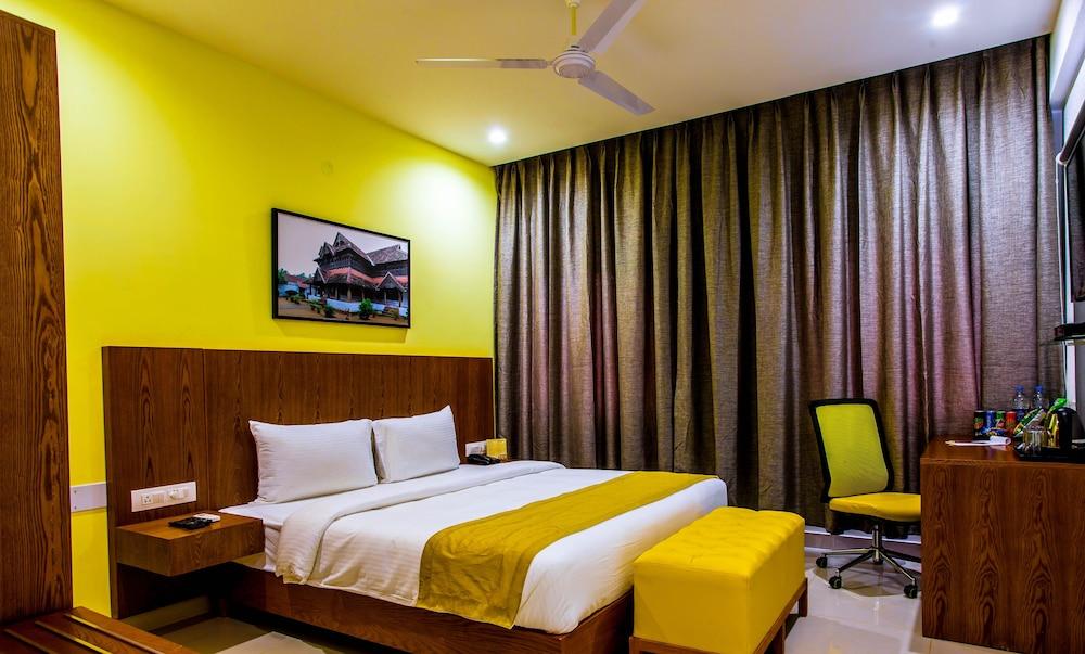 Northern Suites E Block