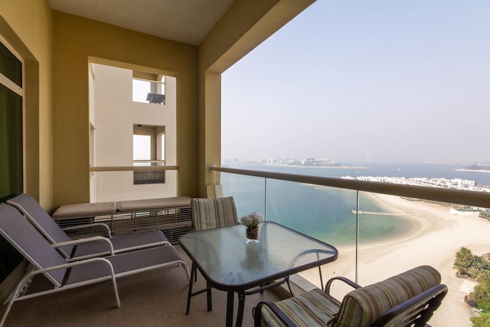 Bespoke Residences - Shoreline Al Haseer