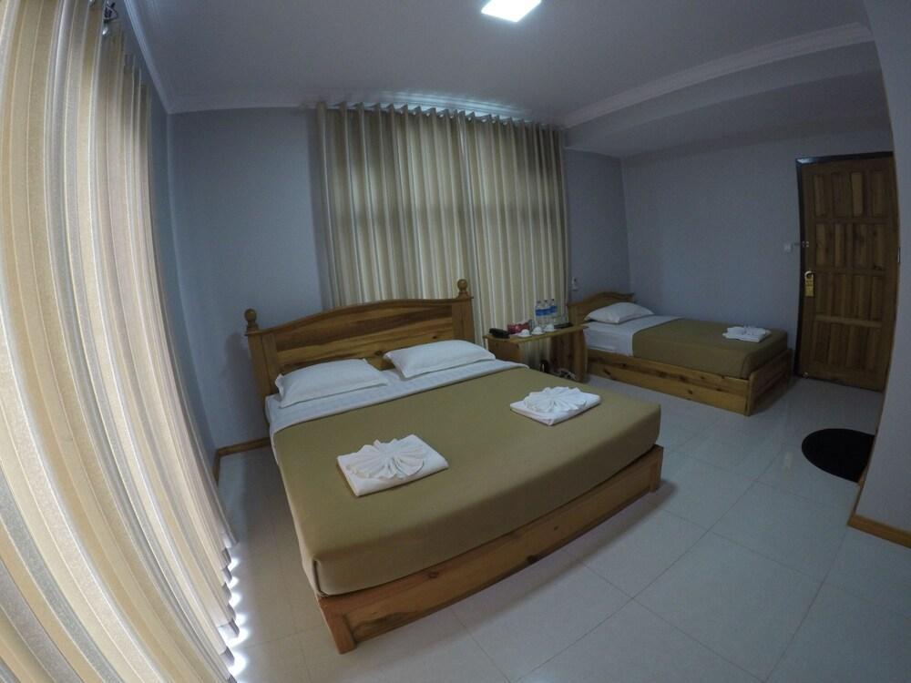 Golden Guest Hotel