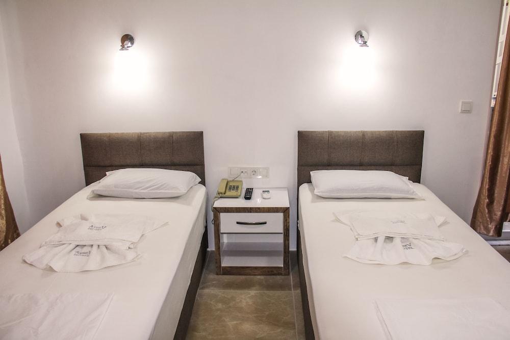 Aysev Hotel
