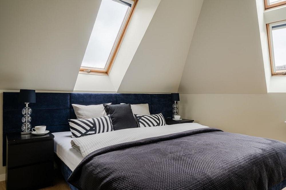 Absynt Apart Wierzbowa