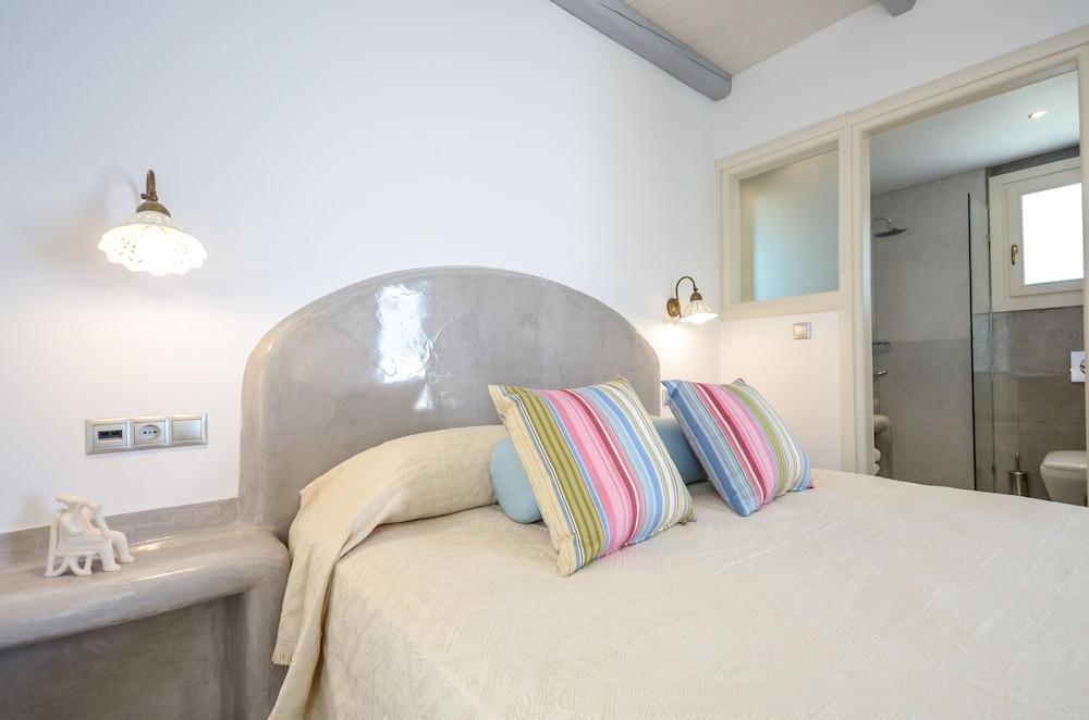 Agios Prokopios Hotel