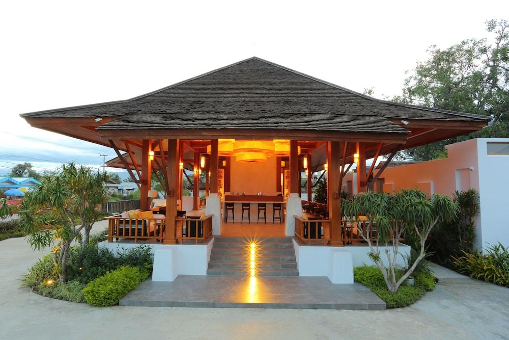 Mount Inle Hotel & Resorts