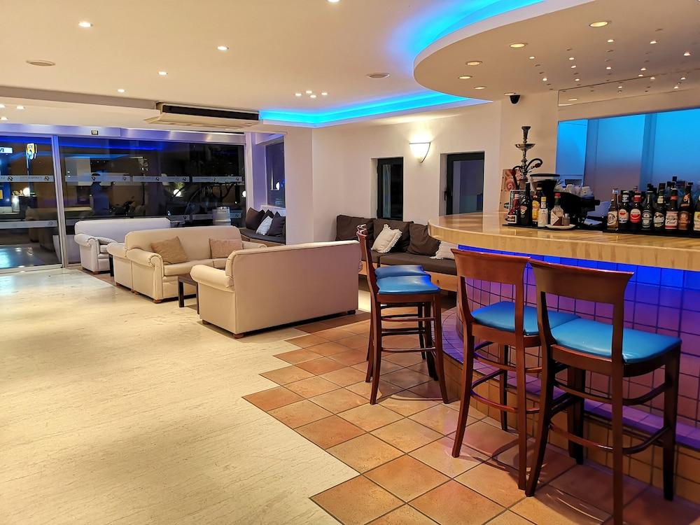 Elmi Suites Beach Hotel - All Inclusive