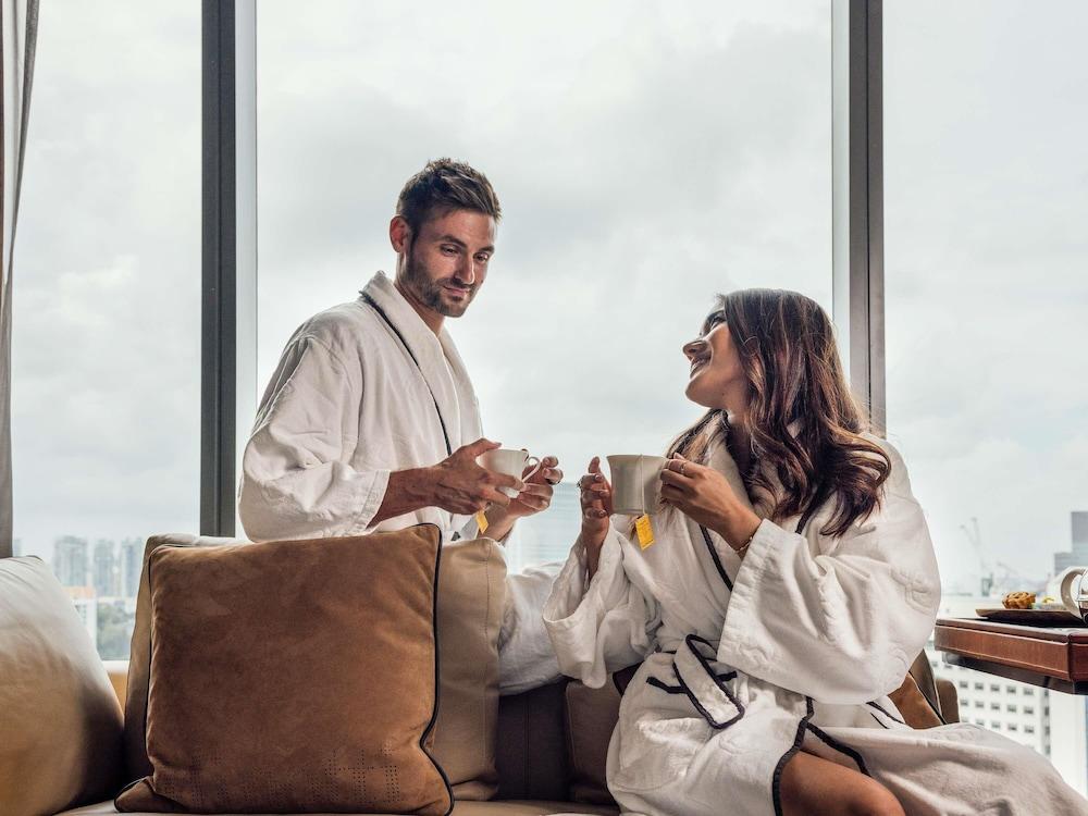 Sofitel Singapore City Centre