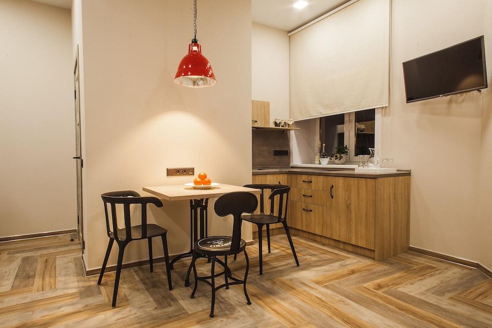 Mikhail Strogov Hotel