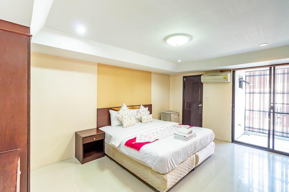 Grannylla Residence Charoenkrung