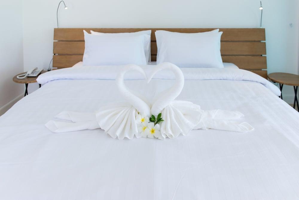 SEAnery Beach Resort