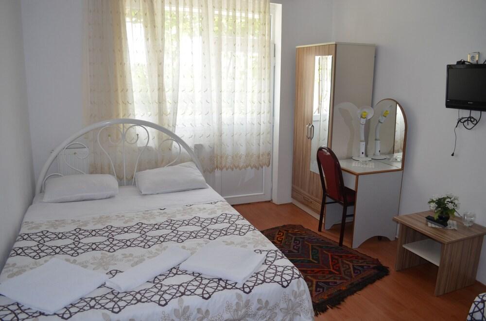 Erciyes Pension