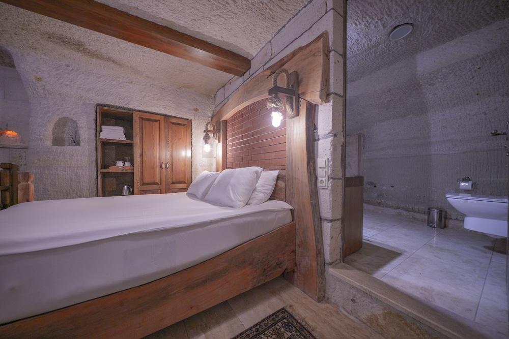 Local Cave House Hotel