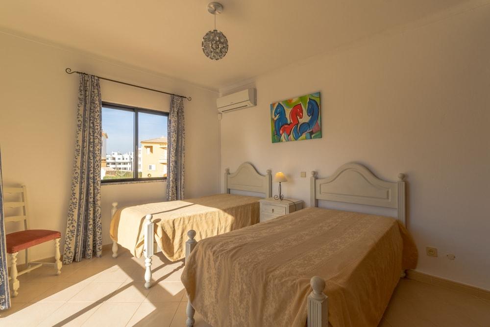 Villas2Go2 Cesaltina