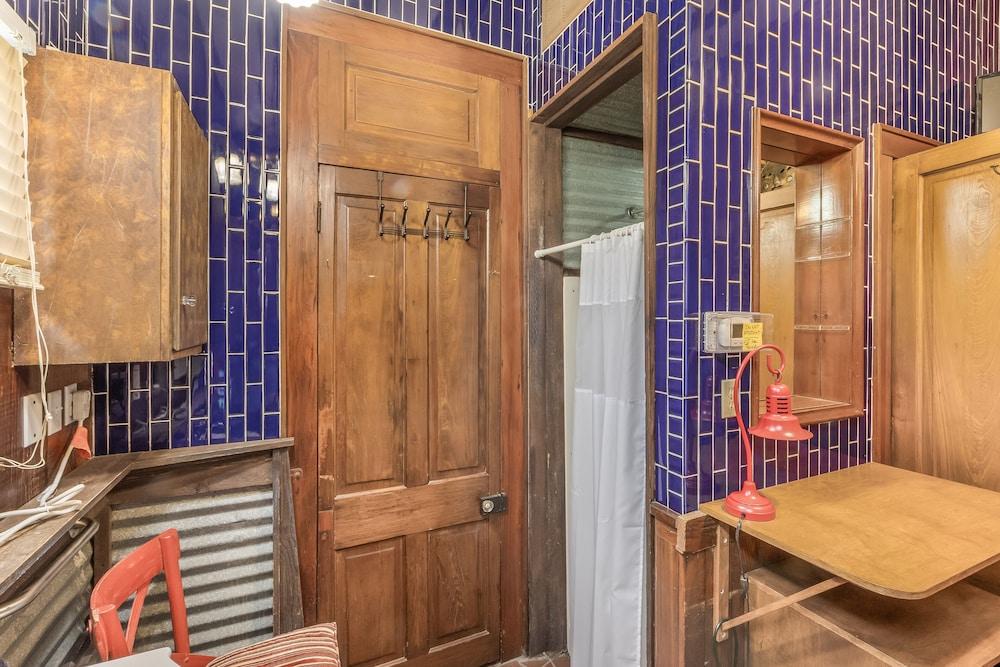 Royal Barracks Guest House