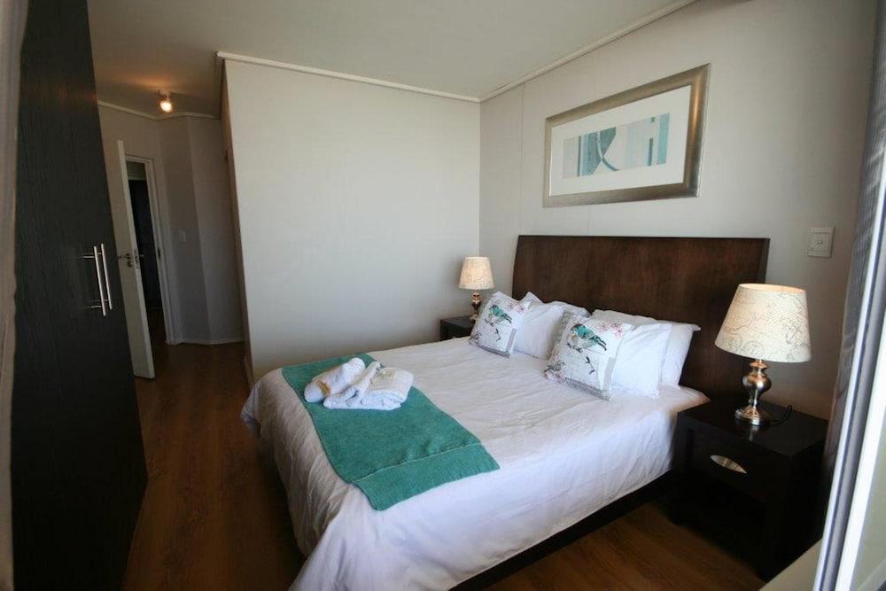 Lagoon Beach 136 by CTHA