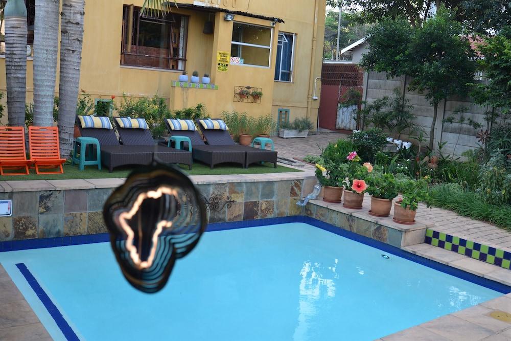 Gibela Backpackers Lodge Durban
