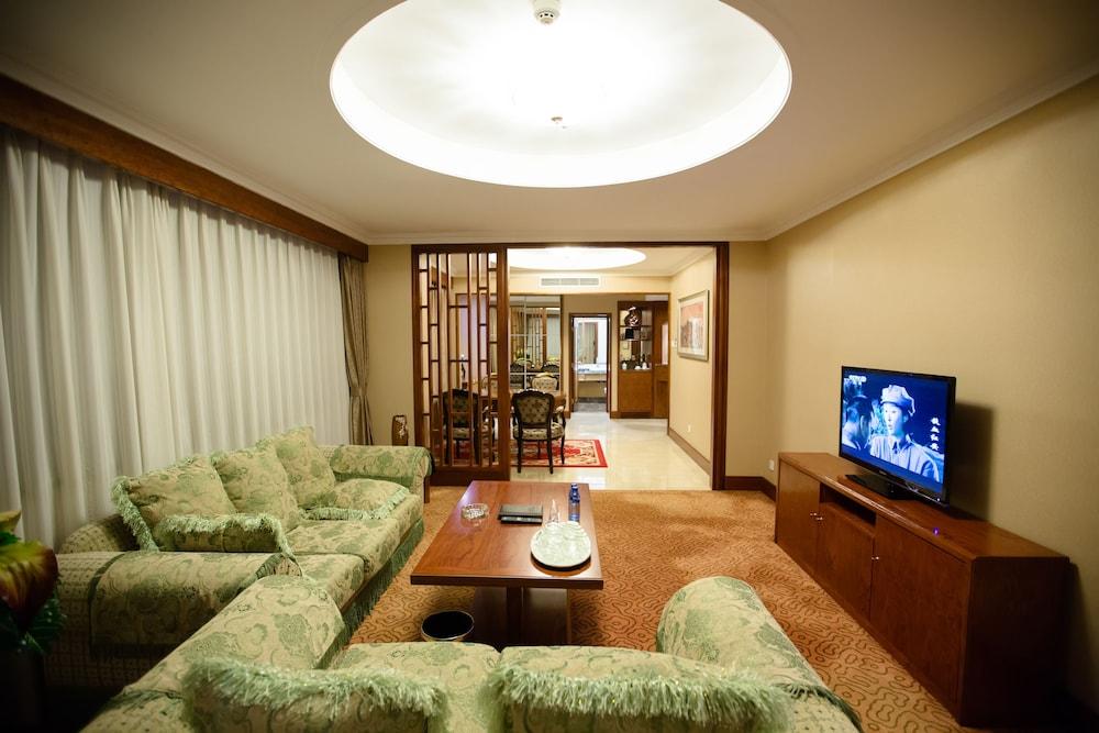 Yantai Golden Gulf Hotel