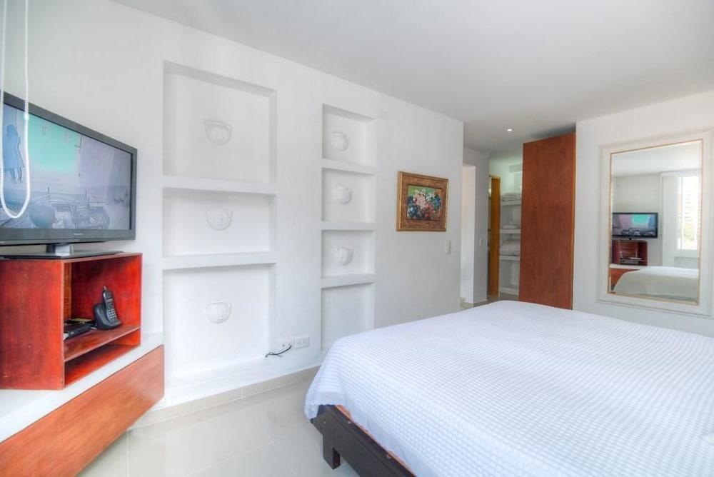 Apartment Zona Rosa 2204