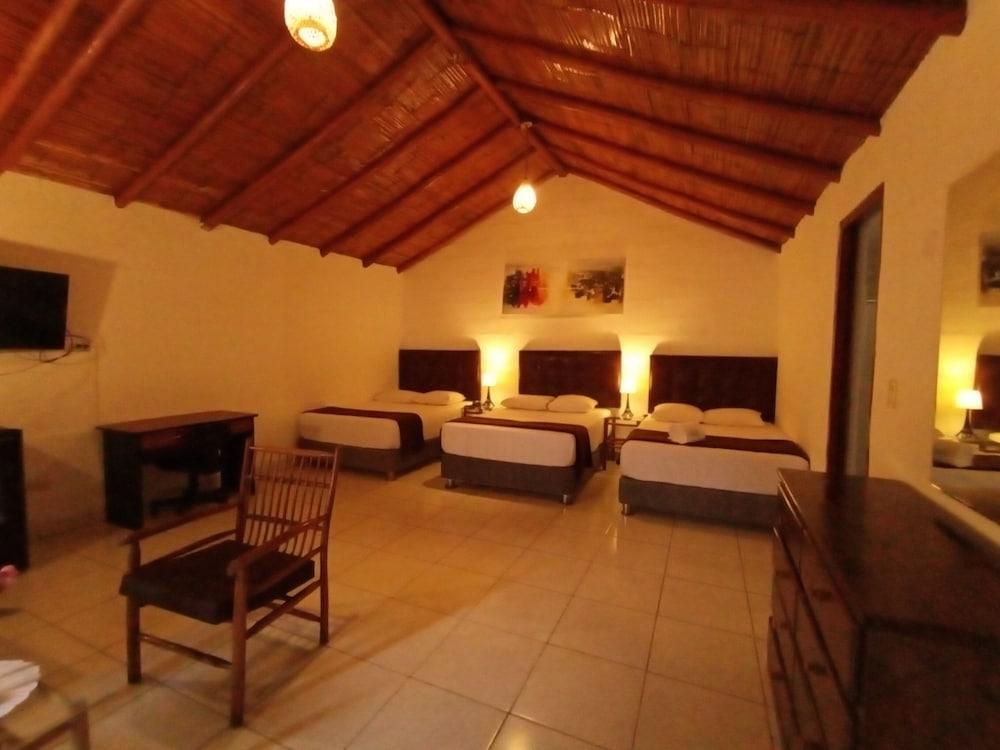 QALA Hotel & Resorts