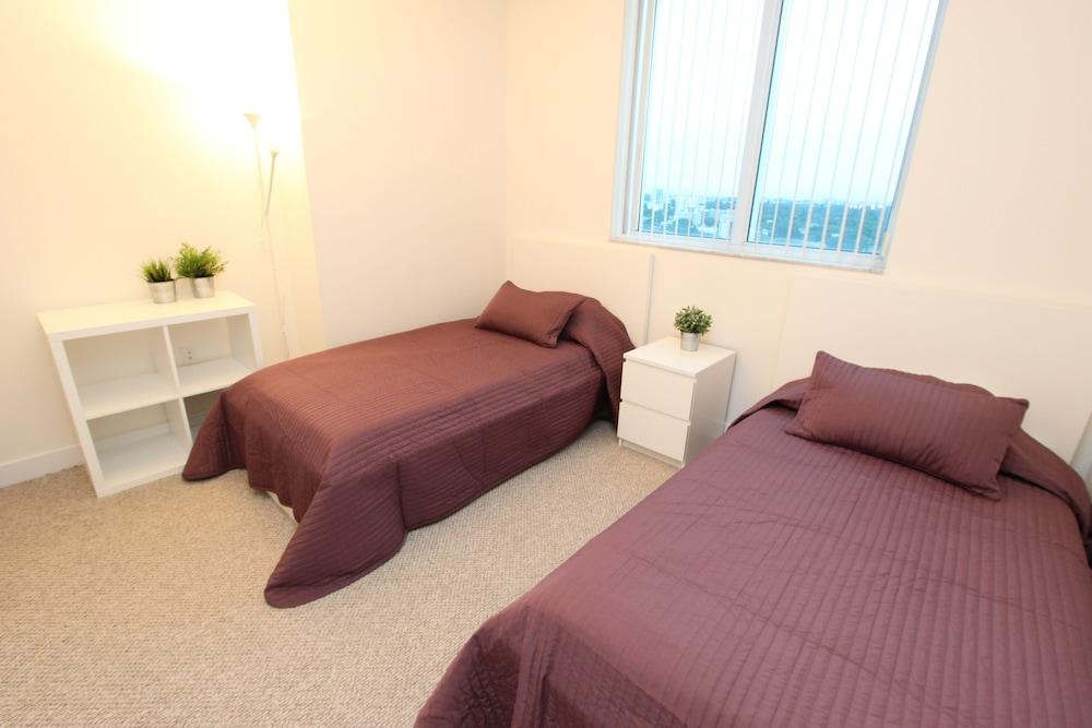 Miami by Vacation District