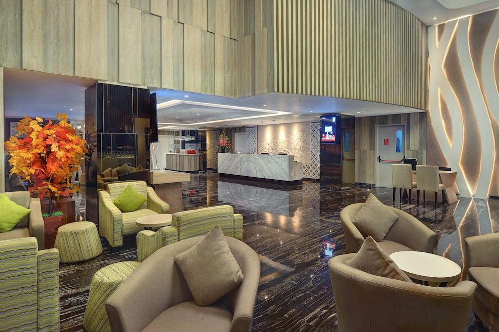 Platinum Adisucipto Hotel & Conference