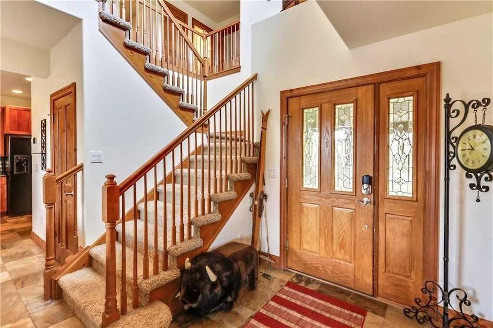 Highland Green 91 Town House