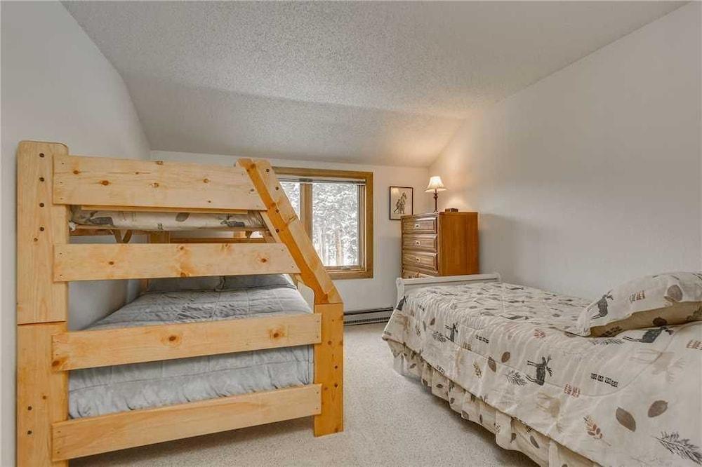 Winter Point 17 Town House