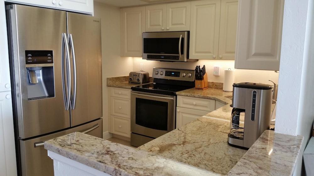 South Seas Tower 3 1009