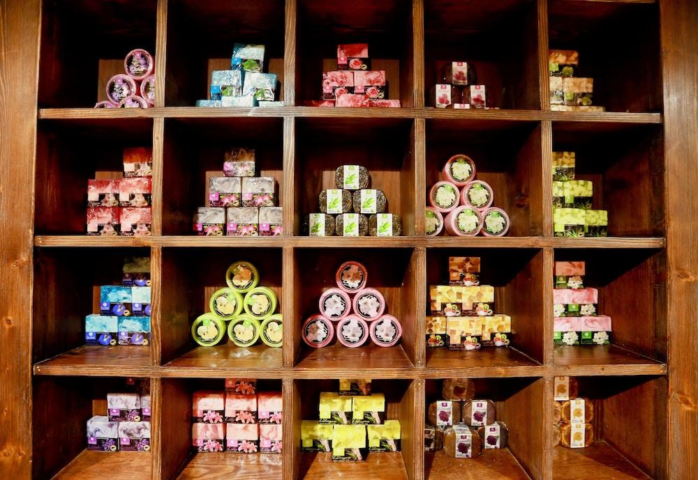 Hotel 88 Shinsaibashi