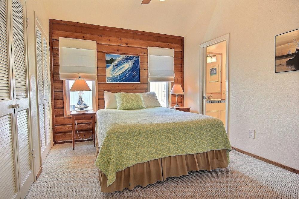 Tita s Sandcastle LC17