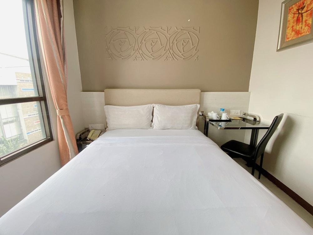 Verse Lite Hotel Gajah Mada