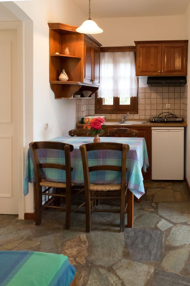 Grandes Apartments Kouremenos