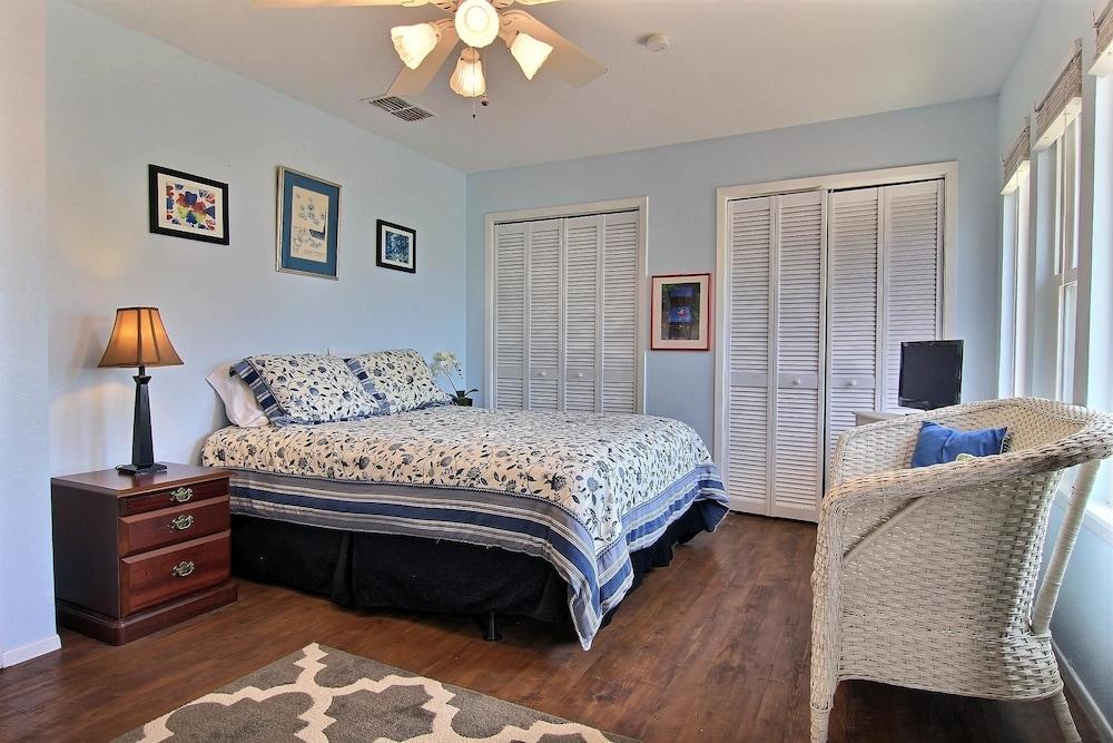 The Sweet Retreat 11LC