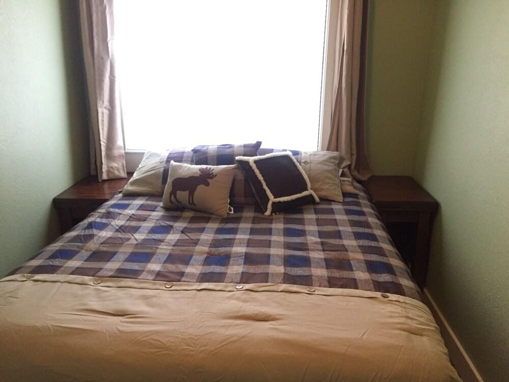 Heavenly Ski Run Cottages