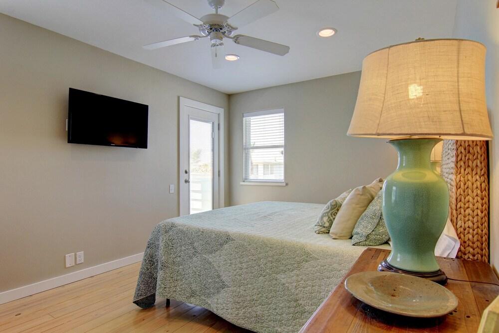 Fiddler on the Reef VW93