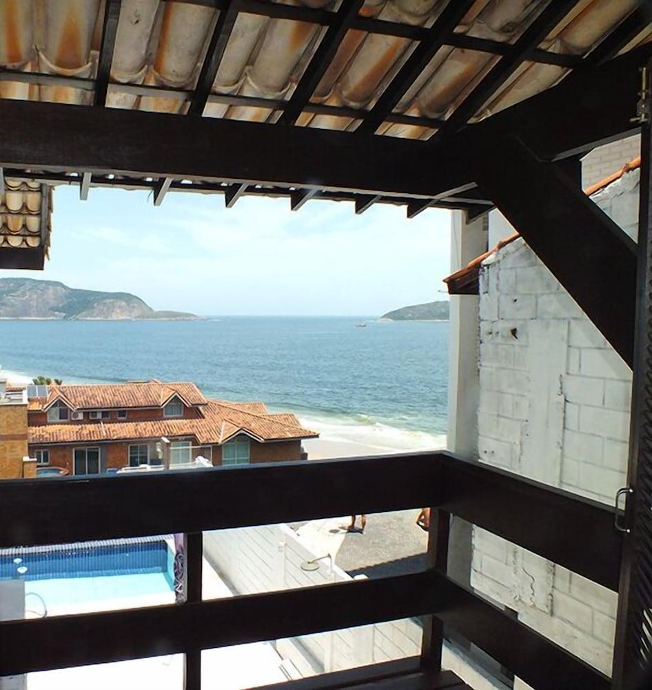 Camboinhas Bed and Breakfast