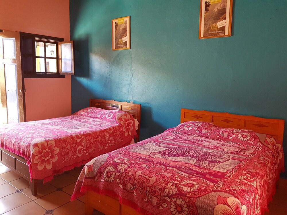 Hotel Lirice Colonial