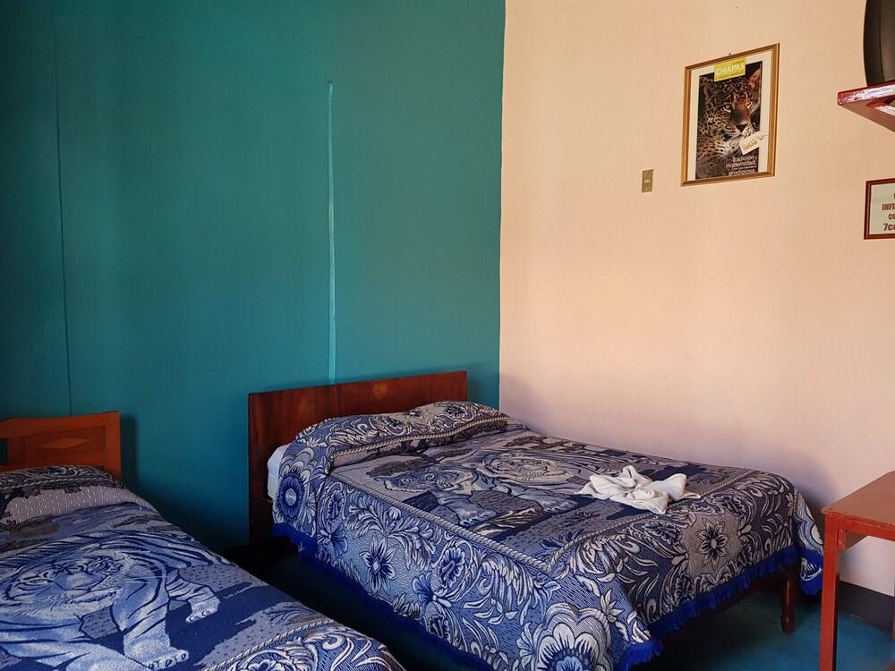 Hotel Lirice Colonial