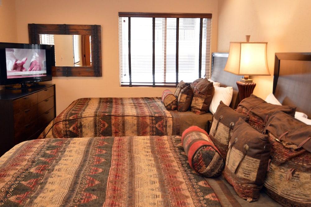 Dolomite Villas by Frias Properties