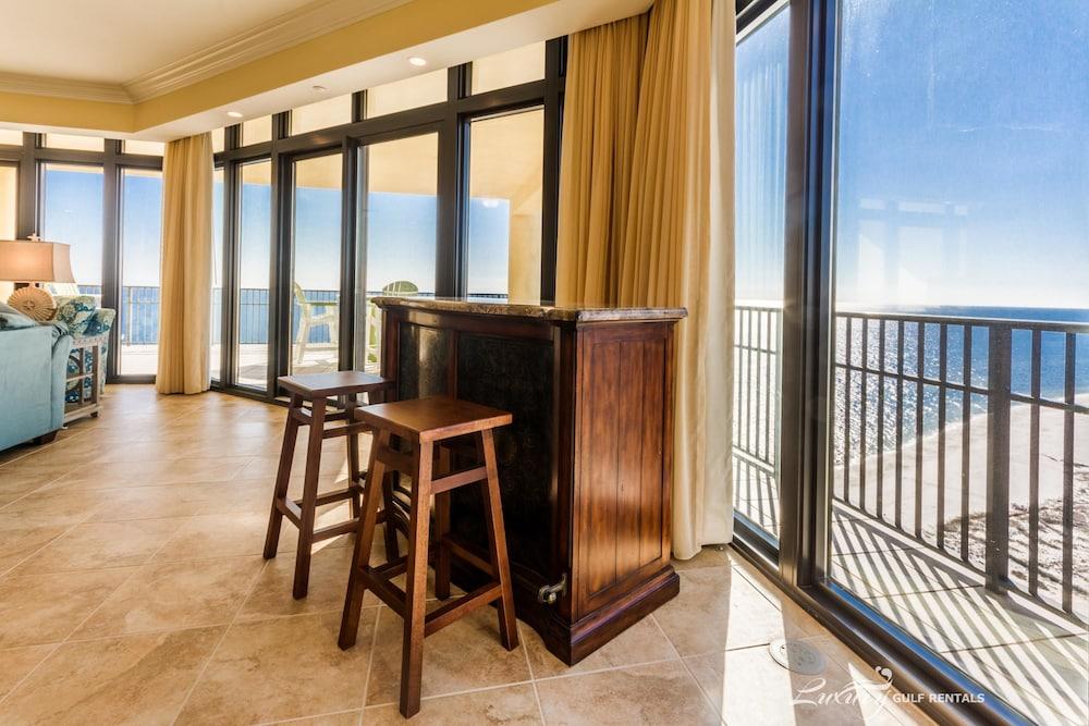 Phoenix West II 2301