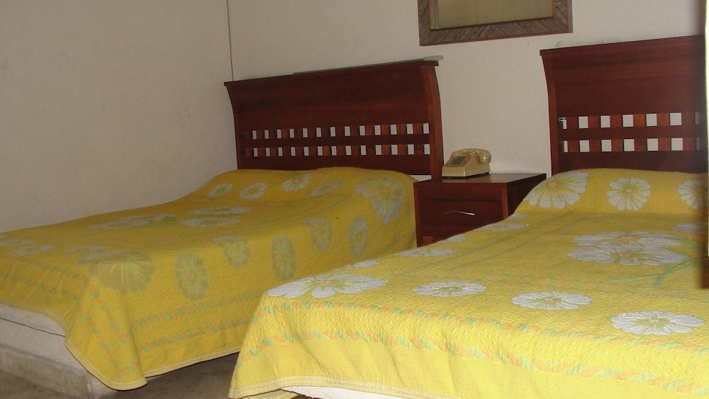 Caleta View Hotel and Bungalows